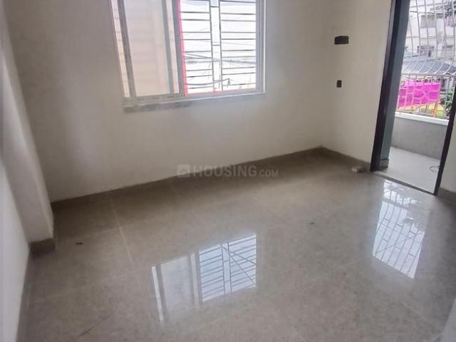 2 BHK Apartment in Regent Park for resale Kolkata. The reference number is 20971664