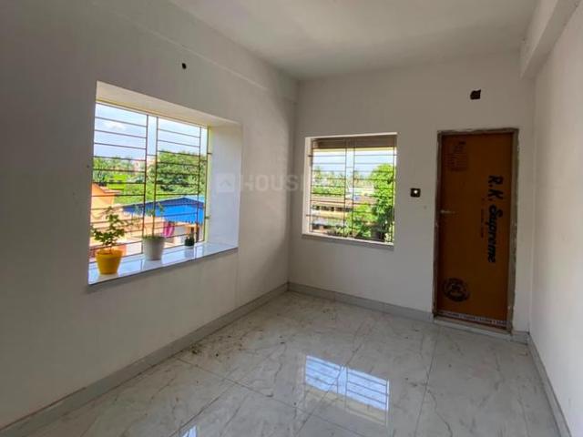2 BHK Apartment in Rishra for resale Hooghly. The reference number is 21035884