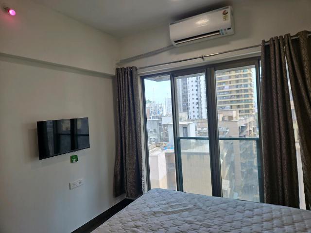 2 BHK Apartment in Worli for rent Mumbai. The reference number is 15639911