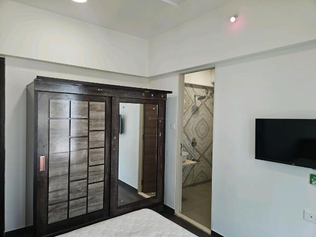 2 BHK Apartment in Worli for rent Mumbai. The reference number is 19025555