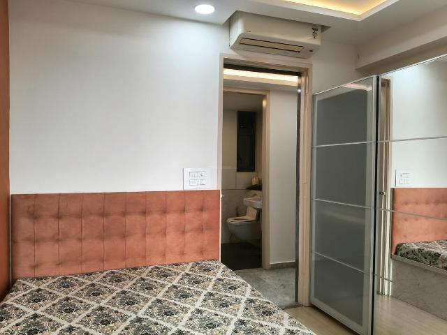 2 BHK Apartment in Worli for rent Mumbai. The reference number is 20539334