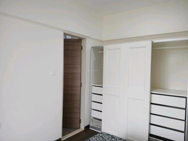 2 BHK Apartment in Worli for rent Mumbai. The reference number is 20802942