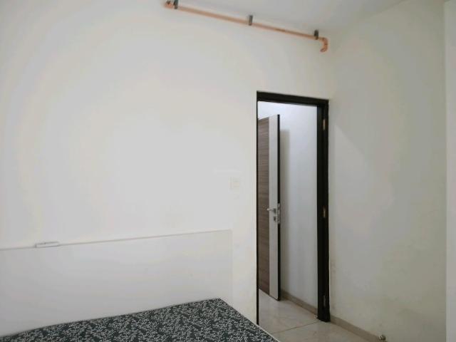 2 BHK Apartment in Worli for rent Mumbai. The reference number is 20803370