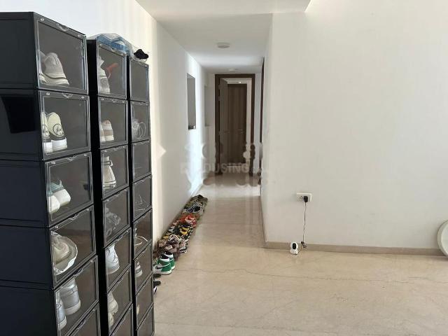 2 BHK Apartment in Worli for rent Mumbai. The reference number is 20934280