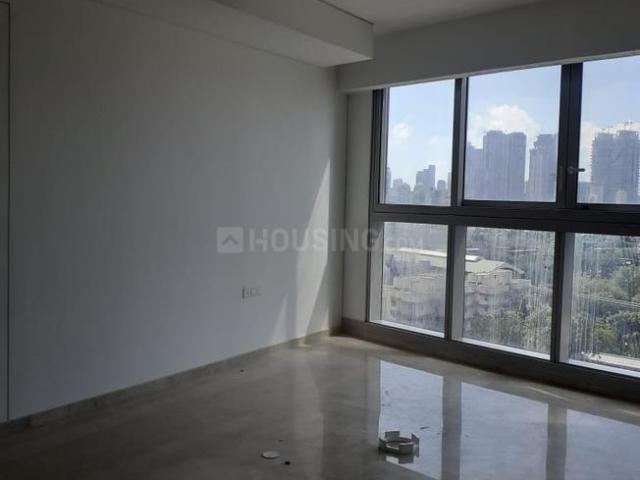2 BHK Apartment in Worli for resale Mumbai. The reference number is 21103505