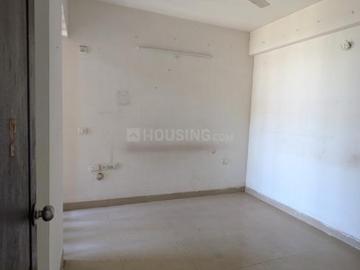 2 BHK Apartment in Wave City for rent Ghaziabad. The reference number is 19733033