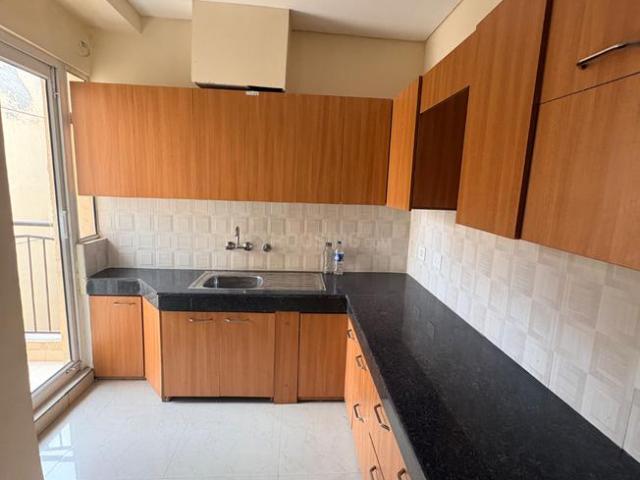 2 BHK Apartment in Wave City for rent Ghaziabad. The reference number is 19844434