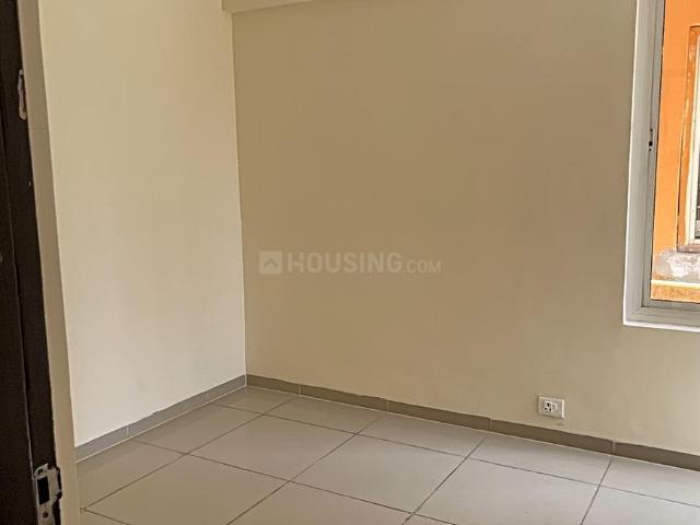 2 BHK Apartment in Wave City for rent Ghaziabad. The reference number is 20051761