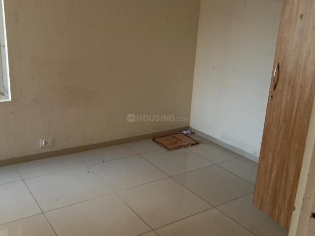 2 BHK Apartment in Wave City for rent Ghaziabad. The reference number is 20076120