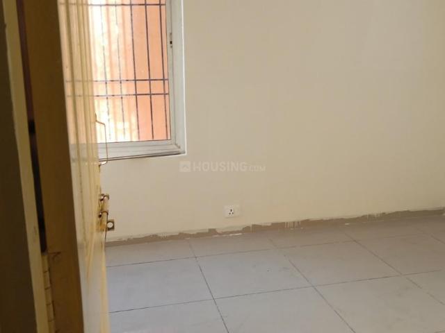 2 BHK Apartment in Wave City for rent Ghaziabad. The reference number is 20096334