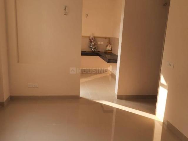 2 BHK Apartment in Wave City for rent Ghaziabad. The reference number is 20012331