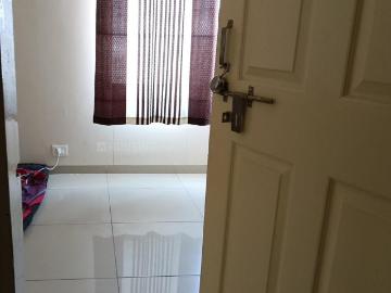 2 BHK Apartment in Wave City for rent Ghaziabad. The reference number is 20019709