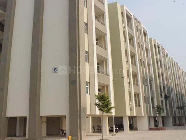 2 BHK Apartment in Wave City for rent Ghaziabad. The reference number is 20309951