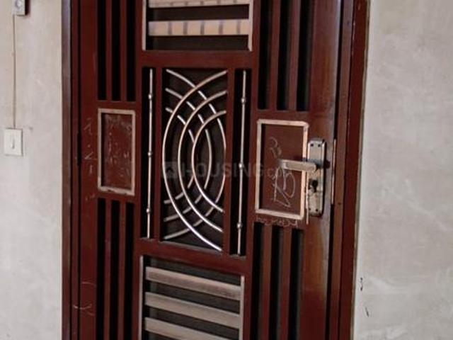 2 BHK Apartment in Wave City for rent Ghaziabad. The reference number is 20320551