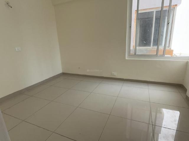 2 BHK Apartment in Wave City for rent Ghaziabad. The reference number is 20475301