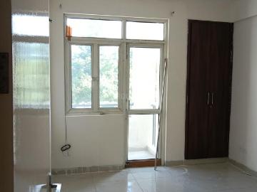 2 BHK Apartment in Wave City for rent Ghaziabad. The reference number is 20543097