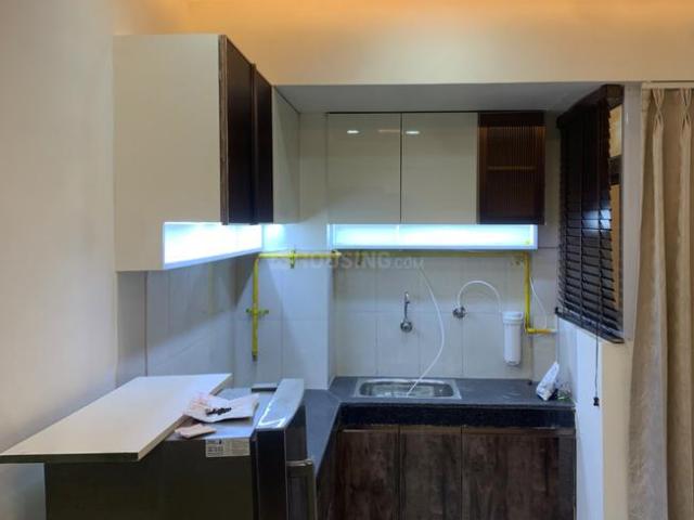 2 BHK Apartment in Wave City for rent Ghaziabad. The reference number is 20597885
