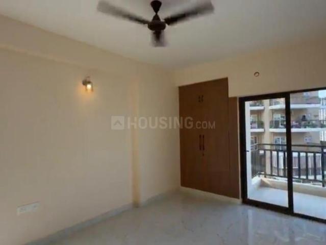 2 BHK Apartment in Wave City for rent Ghaziabad. The reference number is 20686336