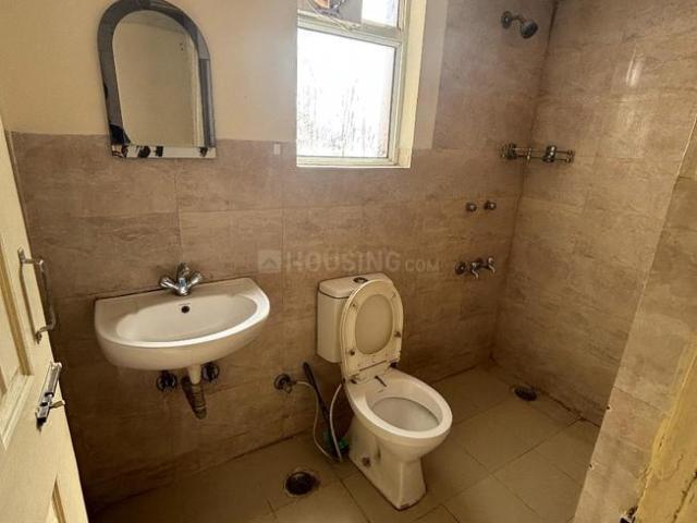 2 BHK Apartment in Wave City for rent Ghaziabad. The reference number is 20630225