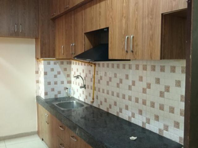 2 BHK Apartment in Wave City for rent Ghaziabad. The reference number is 20740327