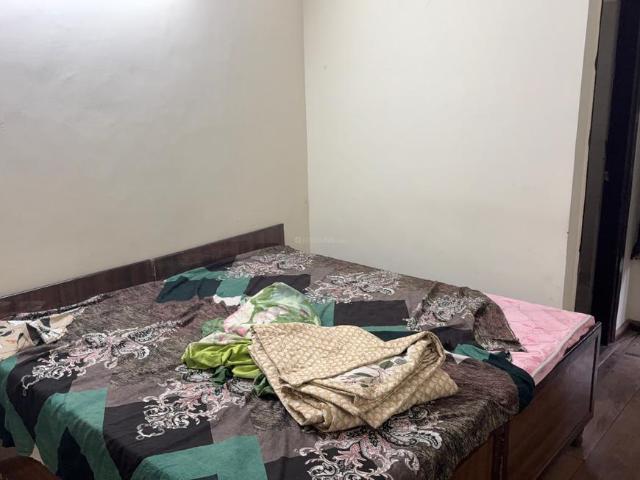 2 BHK Apartment in Wave City for rent Ghaziabad. The reference number is 20790097