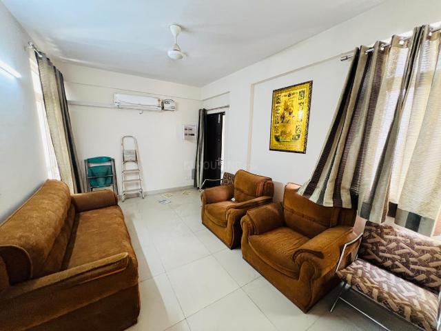 2 BHK Apartment in Wave City for rent Ghaziabad. The reference number is 20922356