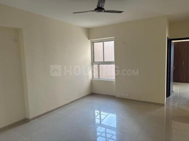 2 BHK Apartment in Wave City for rent Ghaziabad. The reference number is 21289336