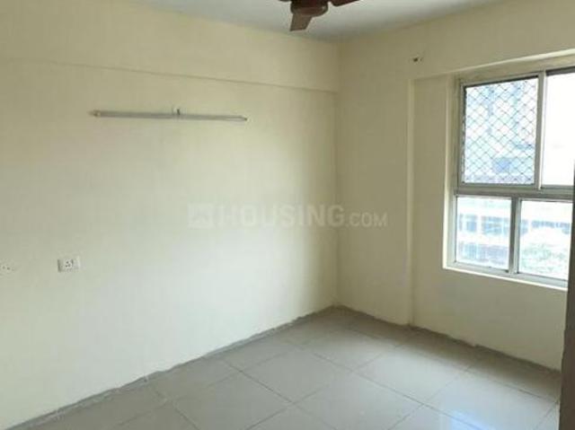 2 BHK Apartment in Wave City for resale Ghaziabad. The reference number is 20377555