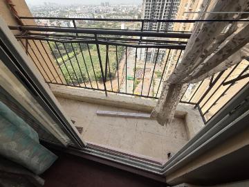 2 BHK Apartment in Wave City for resale Ghaziabad. The reference number is 20414054