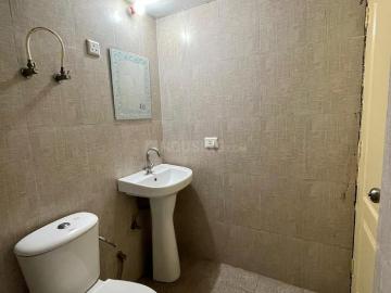 2 BHK Apartment in Wave City for resale Ghaziabad. The reference number is 20505672