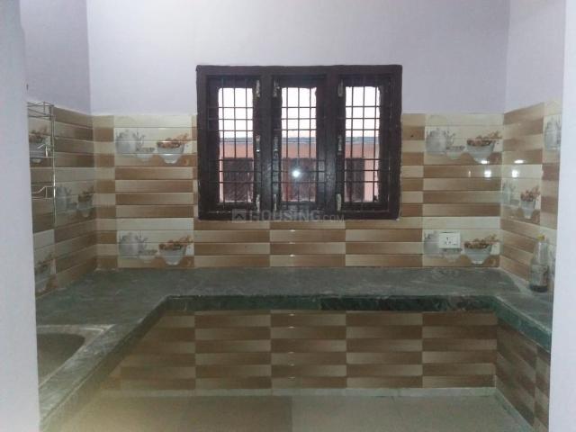 2 BHK Apartment in Wazirganj for rent Lucknow. The reference number is 5339639