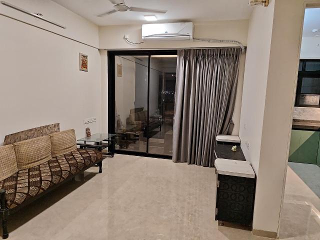 2 BHK Apartment in Wadala for rent Mumbai. The reference number is 20834772