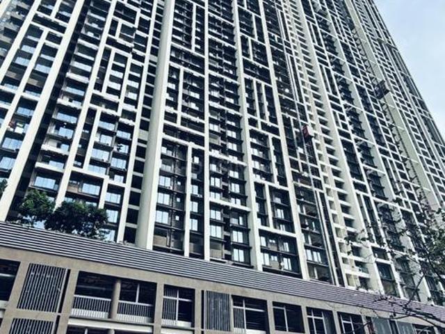 2 BHK Apartment in Wadala for resale Mumbai. The reference number is 19047810