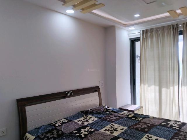 2 BHK Apartment in Wadala for resale Mumbai. The reference number is 21051019