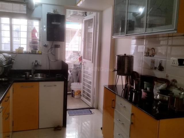 2 BHK Apartment in Wakad for rent Pune. The reference number is 14634360