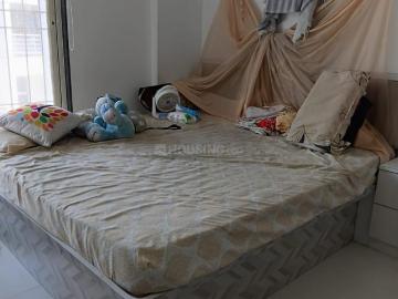 2 BHK Apartment in Wakad for rent Pune. The reference number is 19953419