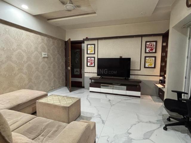 2 BHK Apartment in Wakad for rent Pune. The reference number is 20100779