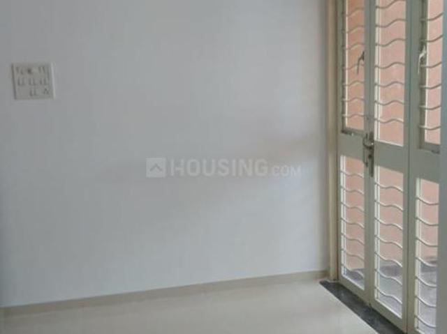 2 BHK Apartment in Wakad for rent Pune. The reference number is 20674747