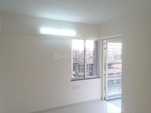 2 BHK Apartment in Wakad for rent Pune. The reference number is 20622873