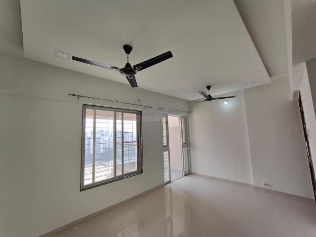 2 BHK Apartment in Wakad for rent Pune. The reference number is 20744679