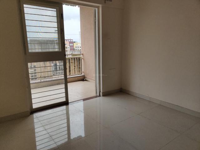 2 BHK Apartment in Wakad for rent Pune. The reference number is 20720144