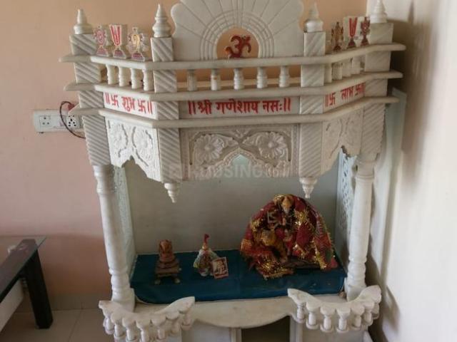 2 BHK Apartment in Wakad for rent Pune. The reference number is 20737772