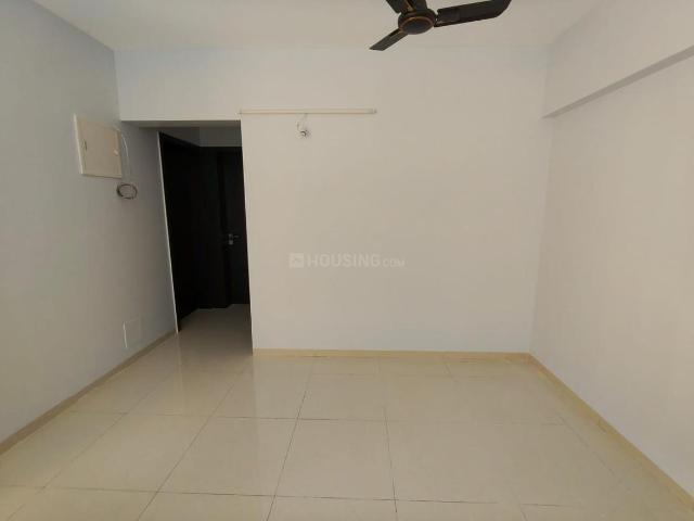 2 BHK Apartment in Wakad for rent Pune. The reference number is 20860143