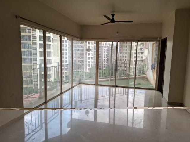 2 BHK Apartment in Wakad for rent Pune. The reference number is 21042170
