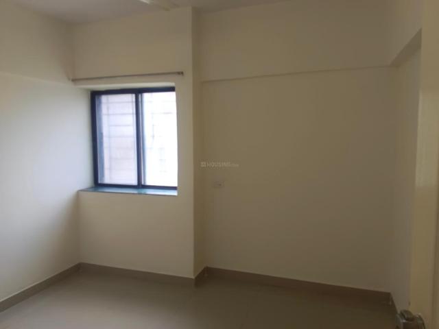 2 BHK Apartment in Wakad for rent Pune. The reference number is 21048974