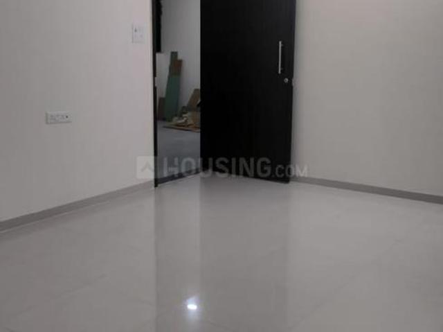 2 BHK Apartment in Wakad for rent Pune. The reference number is 21054401