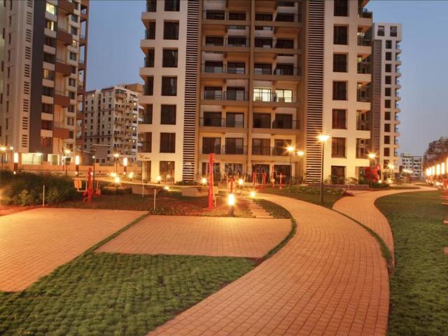 2 BHK Apartment in Wakad for rent Pune. The reference number is 21057933