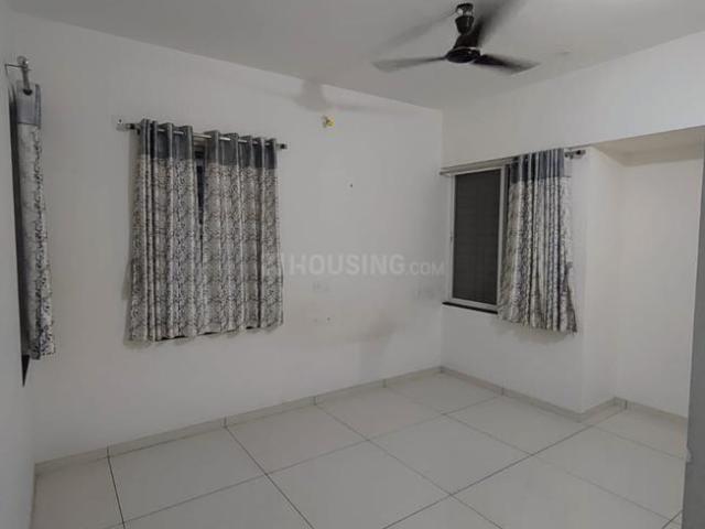 2 BHK Apartment in Wakad for rent Pune. The reference number is 21075437