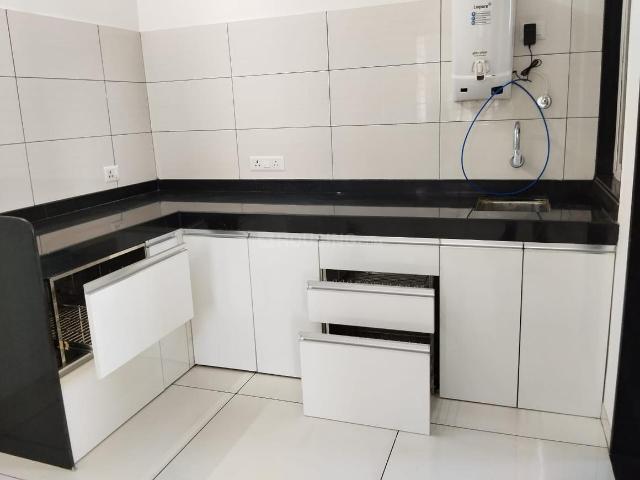 2 BHK Apartment in Wakad for rent Pune. The reference number is 21146119