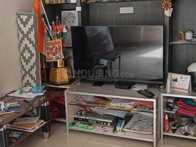 2 BHK Apartment in Wakad for rent Pune. The reference number is 21160740